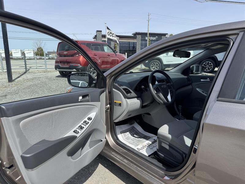 hyundai Accent 2013 - 11