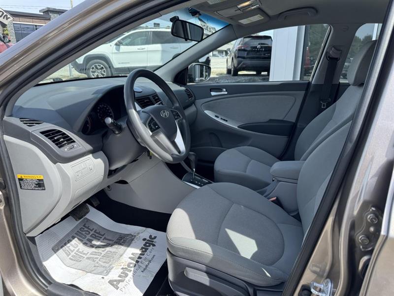 hyundai Accent 2013 - 12