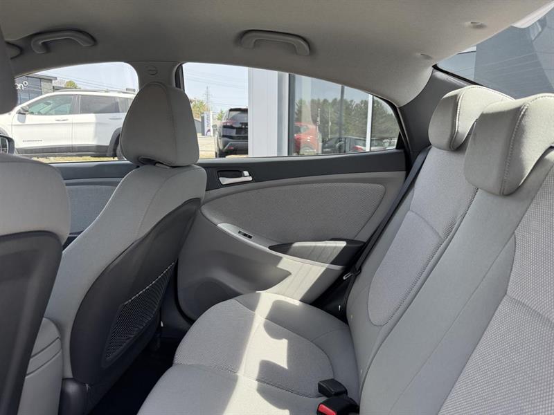 hyundai Accent 2013 - 22