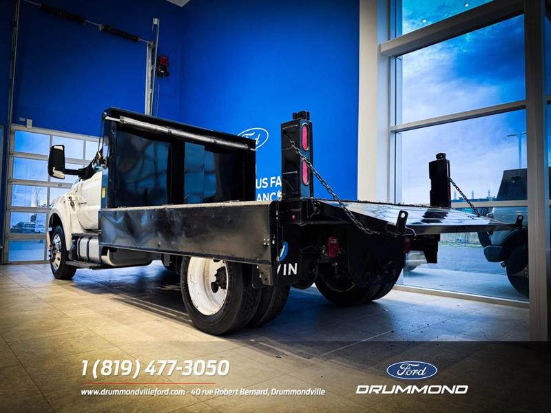 ford F-650 2022 - 9