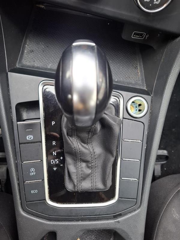 volkswagen Jetta 2019 - 6