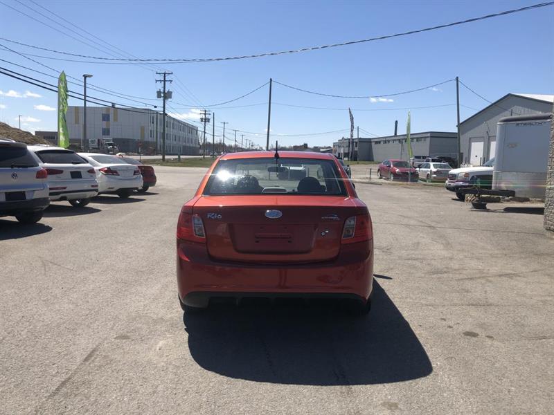 kia Rio 2011 - 8