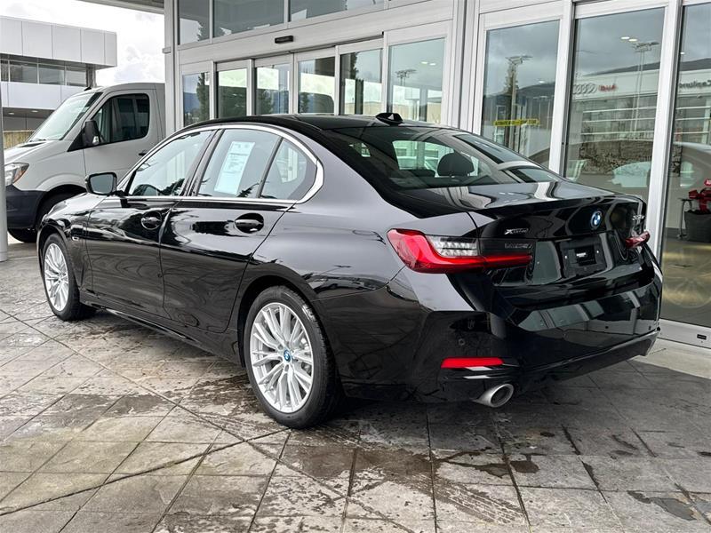 bmw 330e 2023 - 5