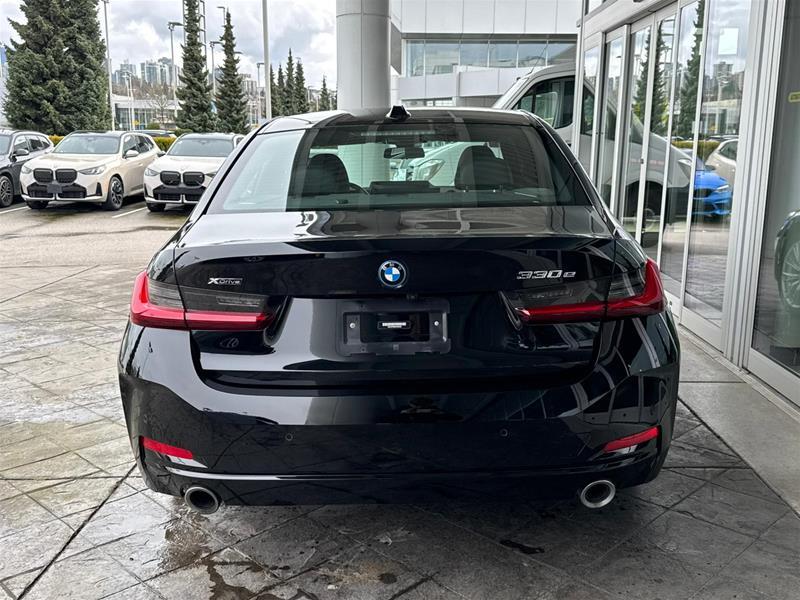 bmw 330e 2023 - 6