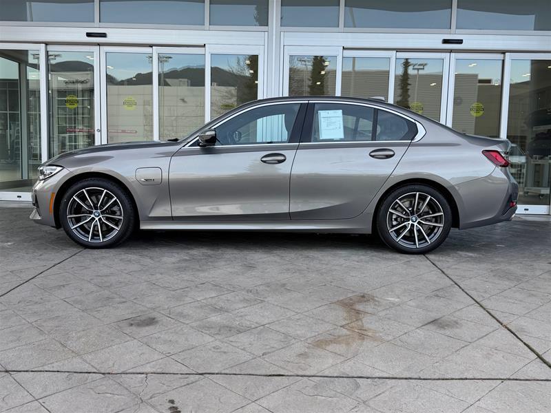 bmw 330e 2022 - 4