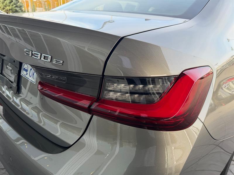 bmw 330e 2022 - 10