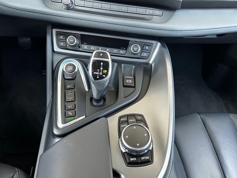 bmw i8 2016 - 18