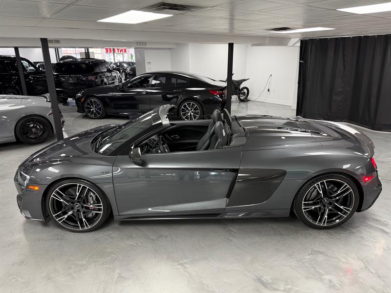 audi R8 2022 - 11