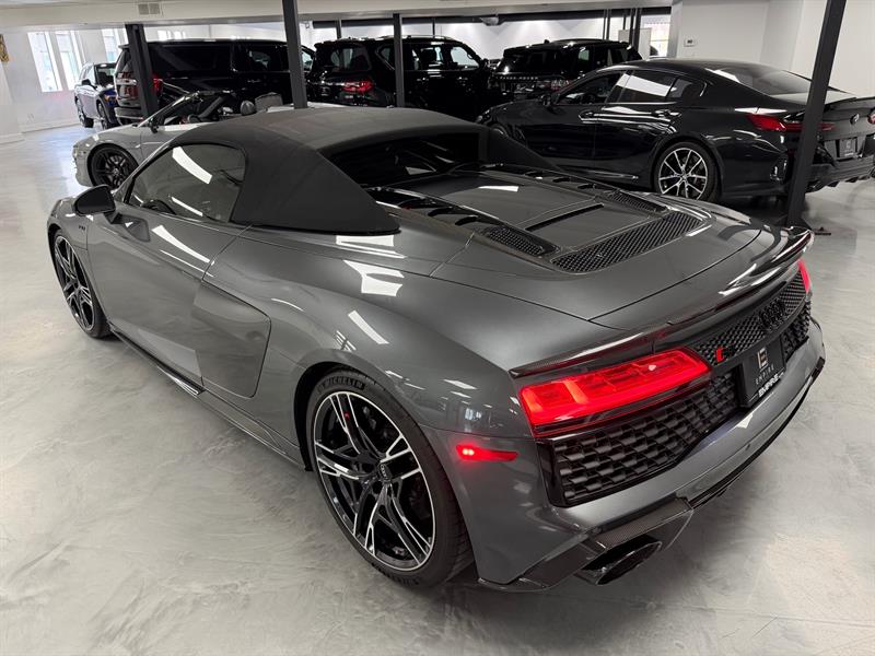 audi R8 2022 - 16
