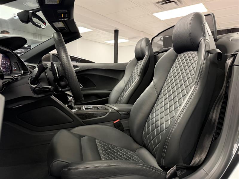 audi R8 2022 - 26