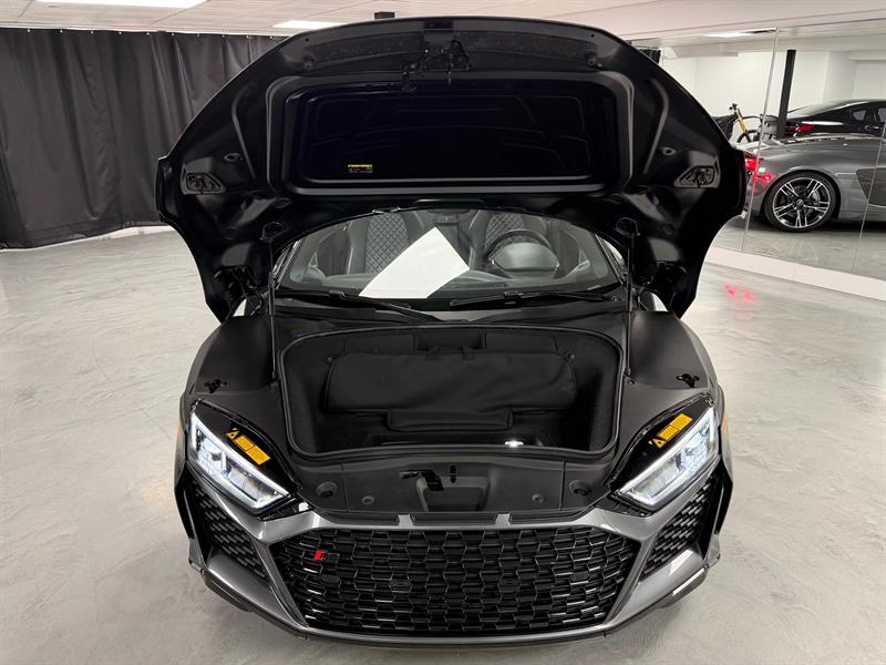 audi R8 2022 - 45