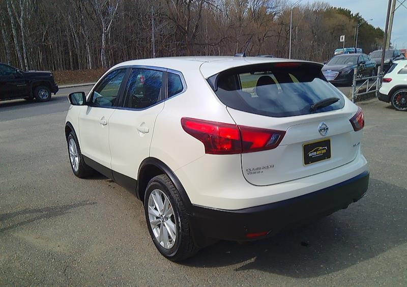 nissan Qashqai 2019 - 12