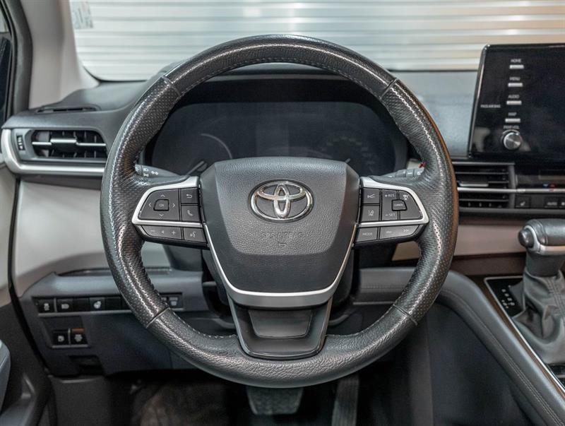 toyota Sienna 2023 - 14
