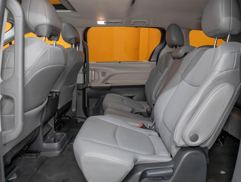 toyota Sienna 2023 - 30
