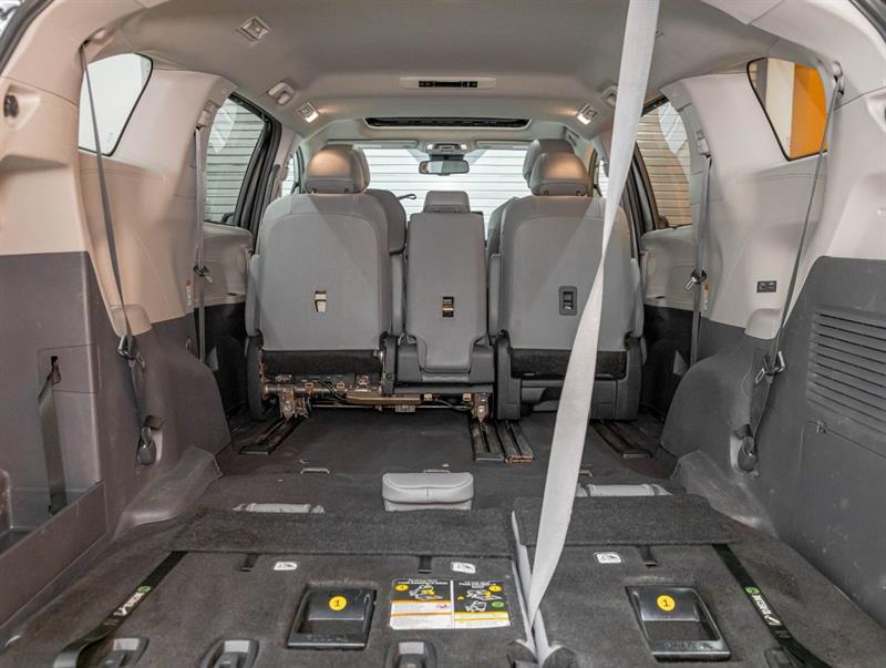 toyota Sienna 2023 - 34