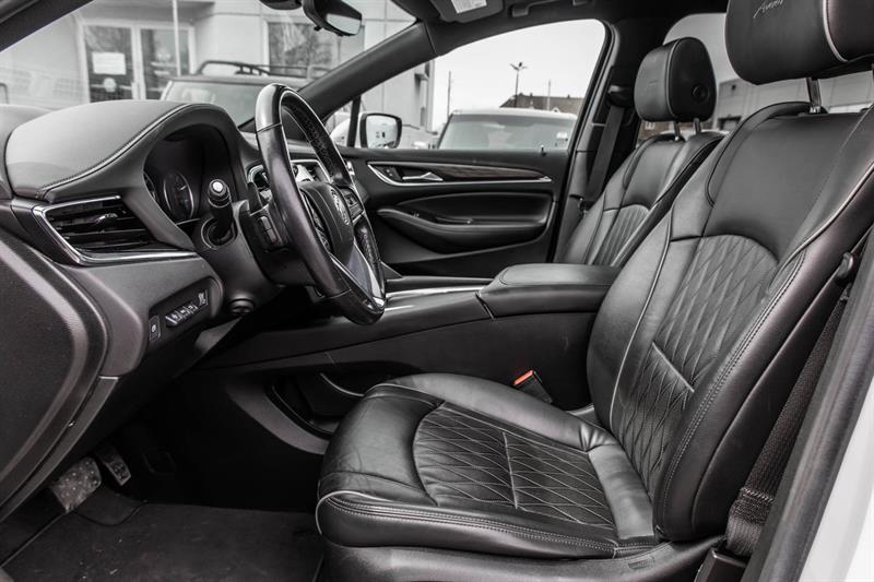 buick Enclave 2022 - 12