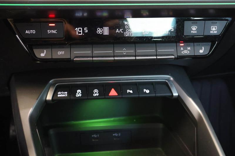 audi A3 2023 - 25