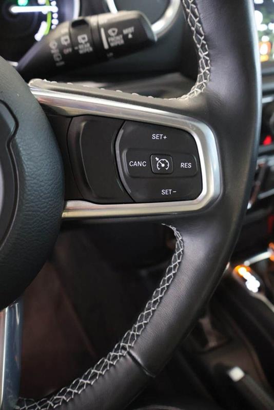 jeep Wrangler 2022 - 13