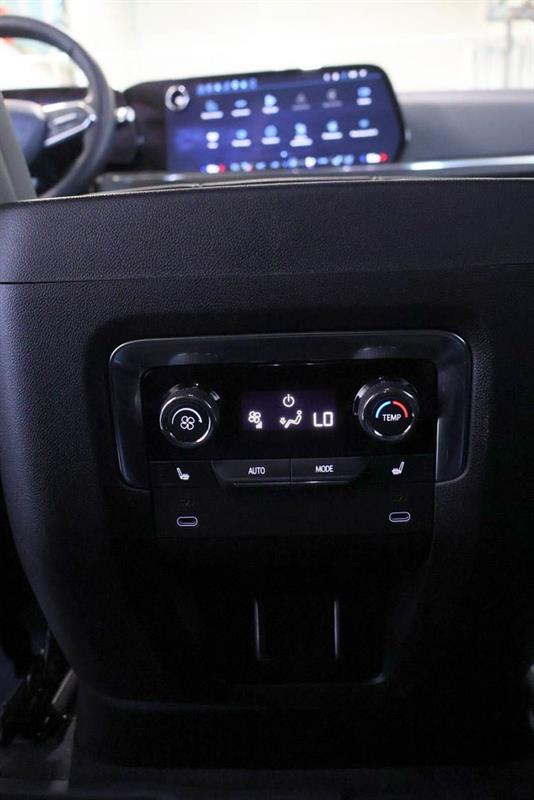 chevrolet Tahoe 2025 - 31