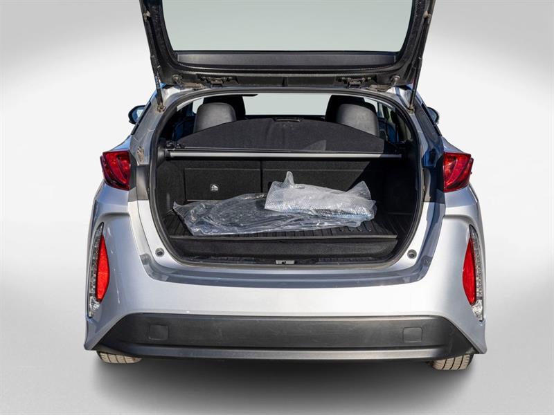 toyota Prius Prime 2022 - 32