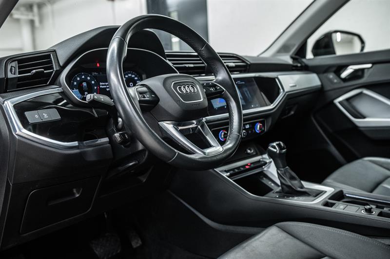 audi Q3 2022 - 16