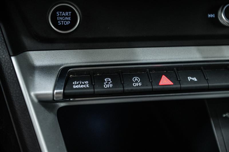audi Q3 2022 - 25