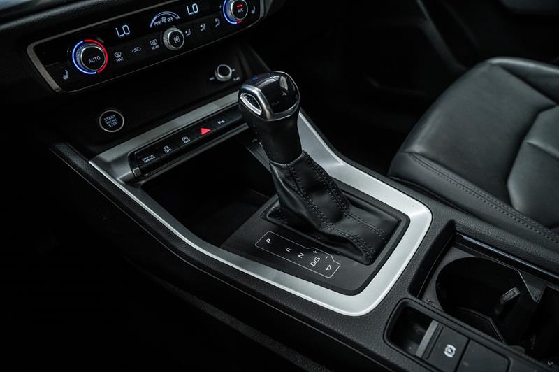 audi Q3 2022 - 26