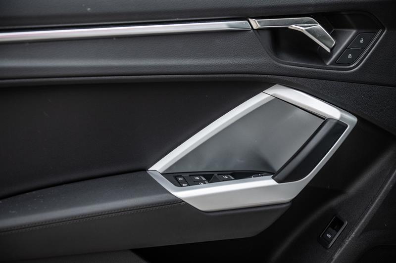 audi Q3 2022 - 13