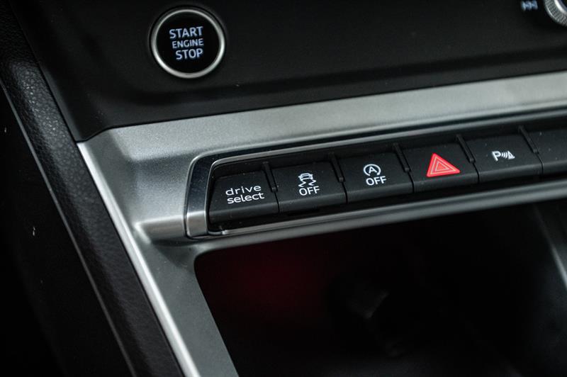 audi Q3 2022 - 25
