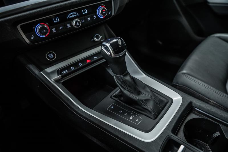 audi Q3 2022 - 26