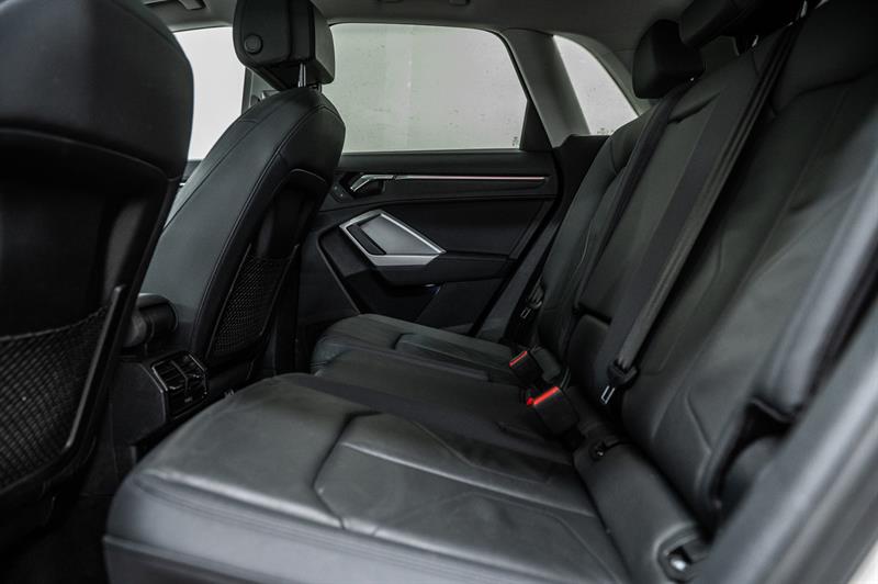 audi Q3 2022 - 27