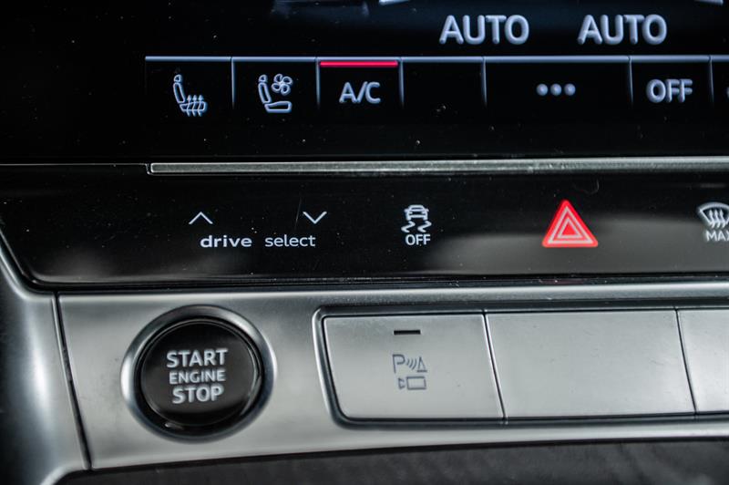 audi A6 Sedan 2022 - 25
