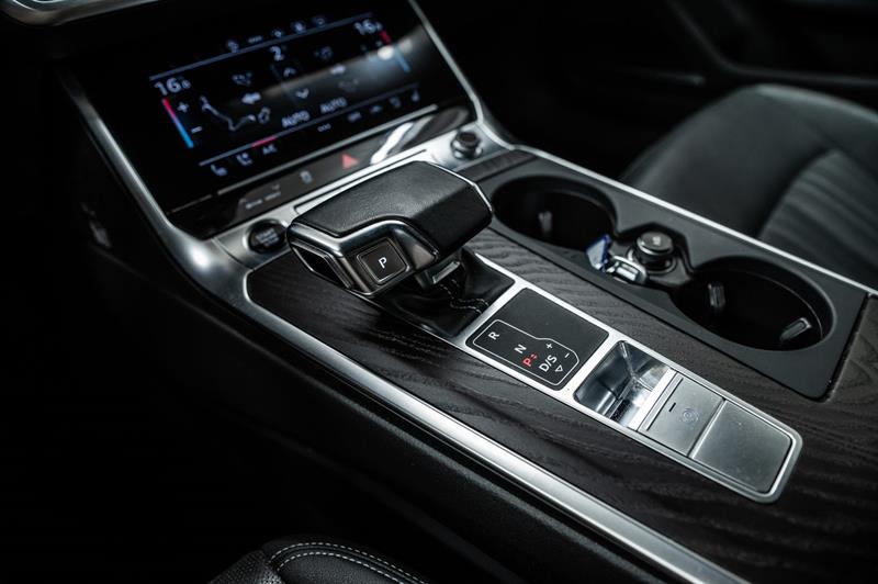 audi A6 Sedan 2022 - 27