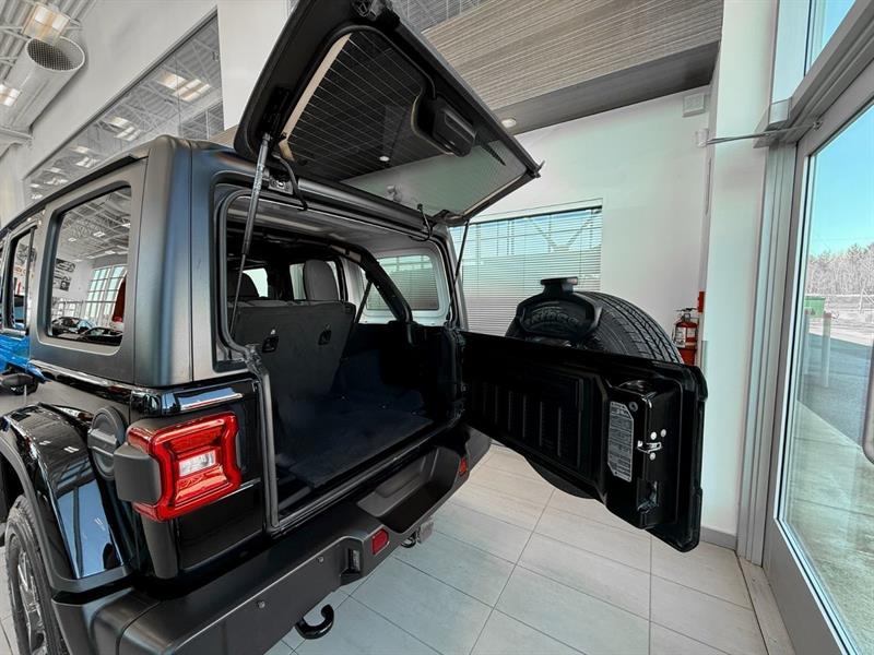 jeep Wrangler 2024 - 12