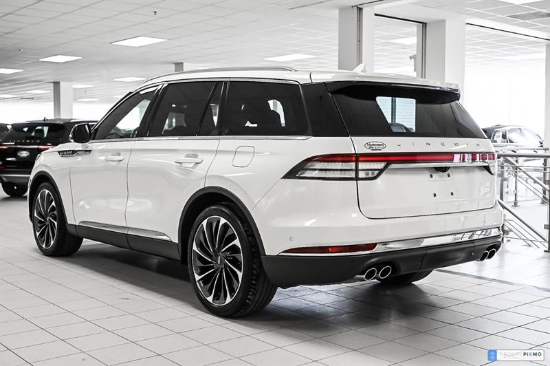 lincoln Aviator 2023 - 10