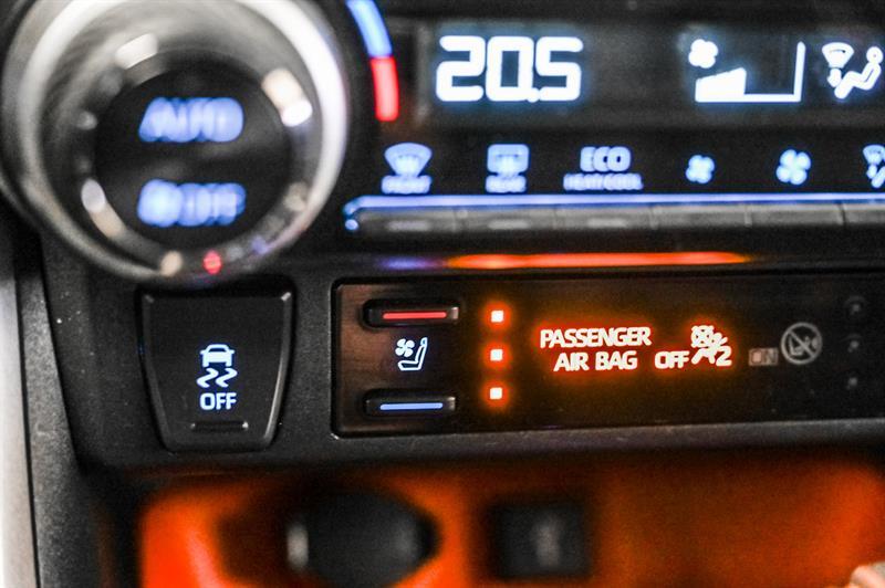 2020 Toyota RAV4 - Image 26