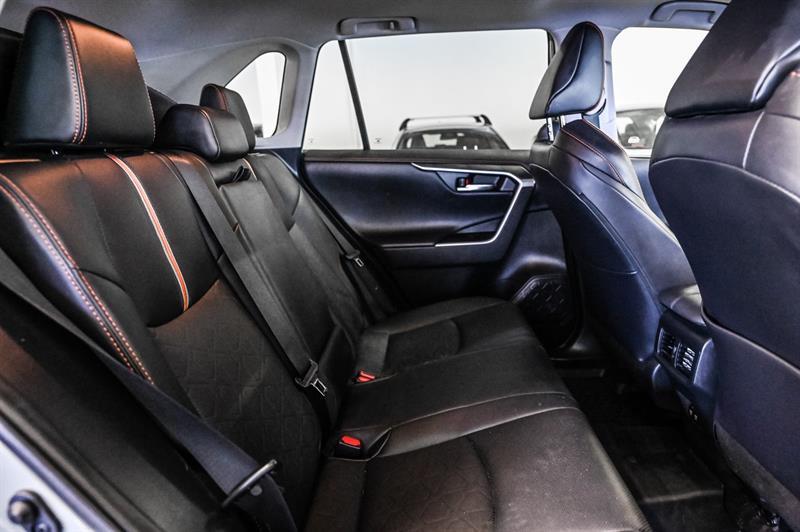 2020 Toyota RAV4 - Image 30