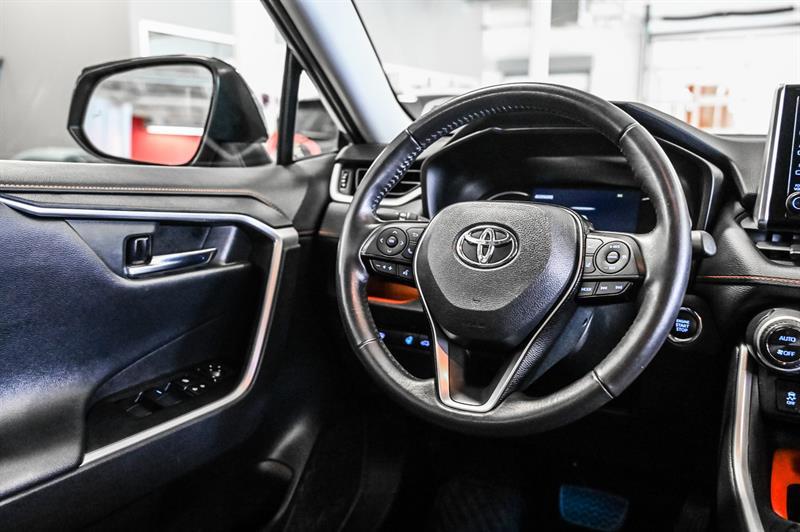 2020 Toyota RAV4 - Image 32