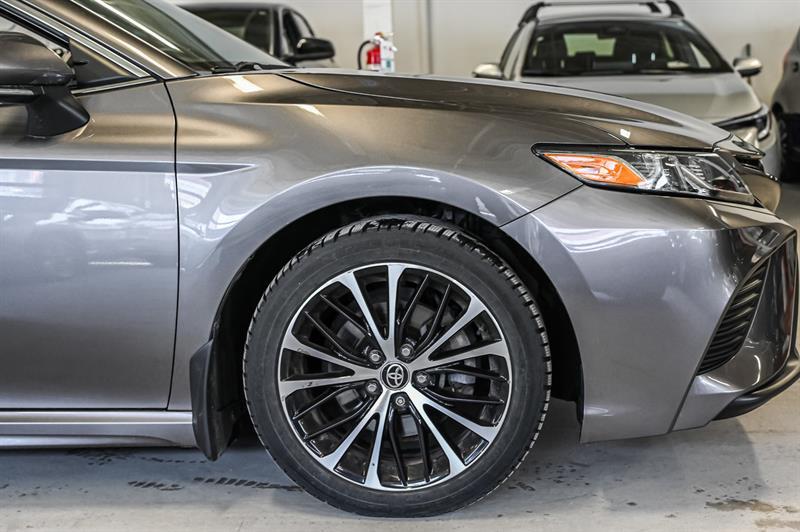 2020 Toyota Camry - Image 10