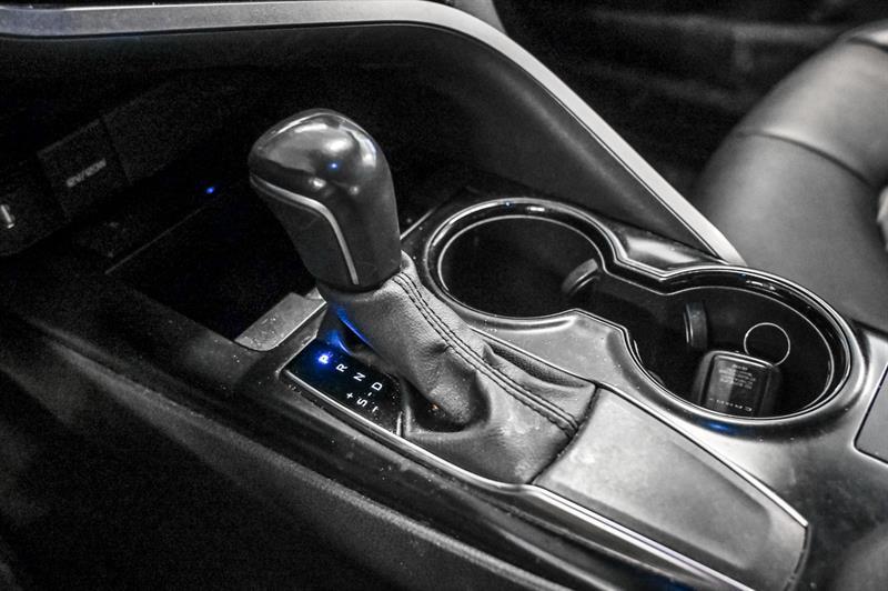 2020 Toyota Camry - Image 18