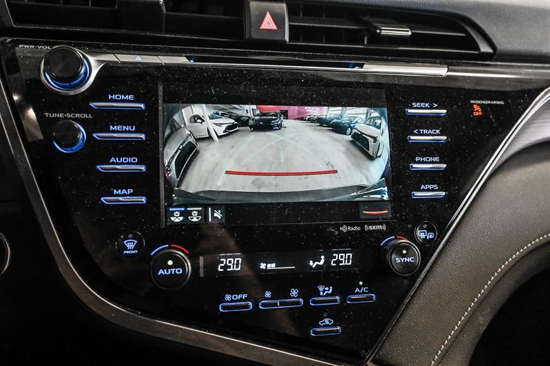 2020 Toyota Camry - Image 22