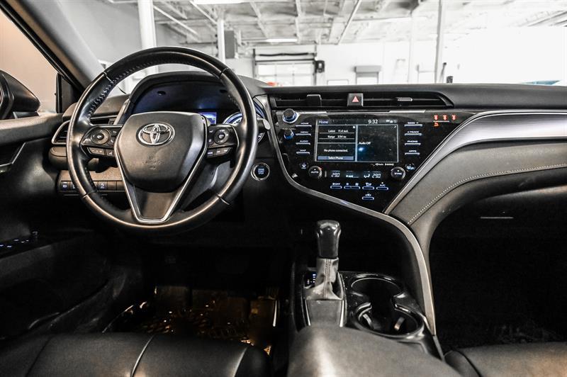 2020 Toyota Camry - Image 24