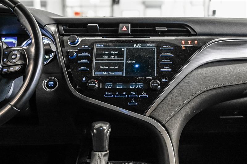 2020 Toyota Camry - Image 26