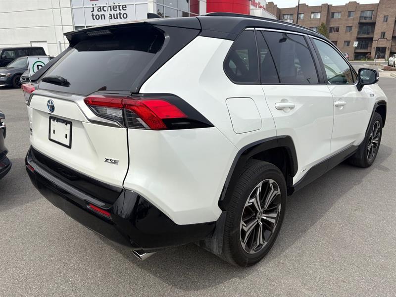 2021 Toyota RAV4 - Image 3