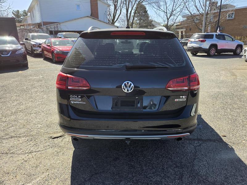 2017 Volkswagen Golf - Image 6