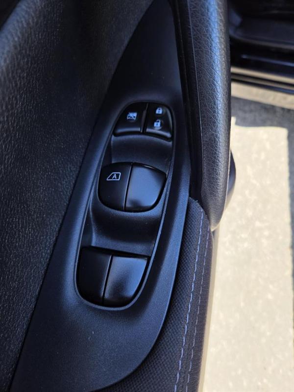 2018 Nissan Qashqai - Image 17