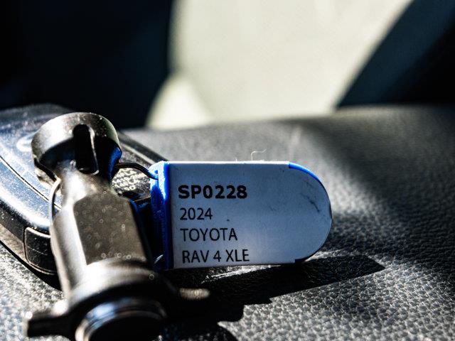 toyota RAV4 2024 - 31