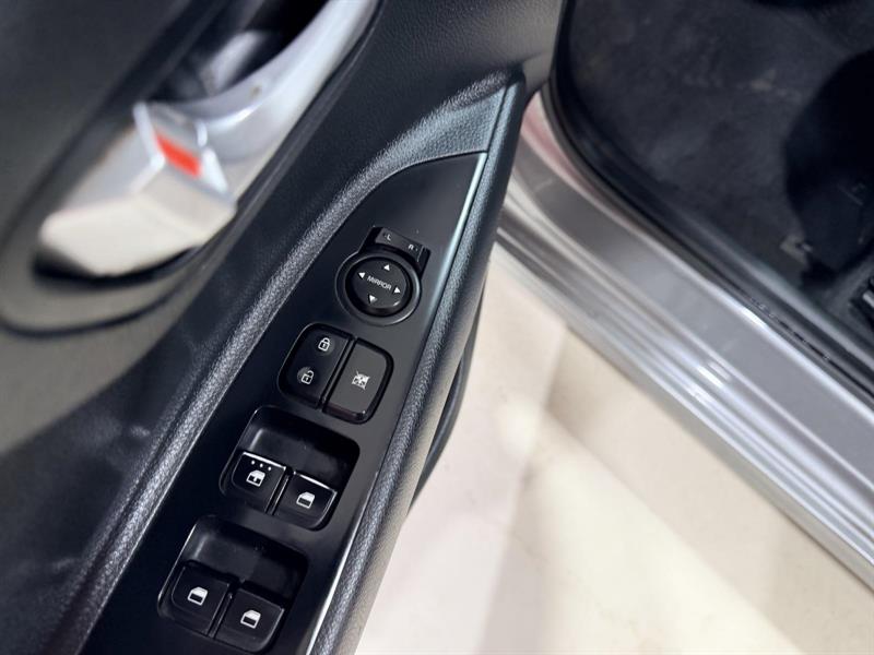 kia Rio 2023 - 16
