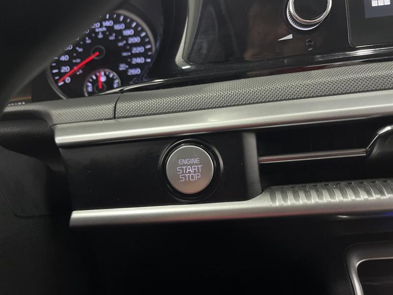 kia K5 2021 - 13