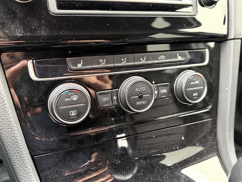 volkswagen Golf R 2017 - 25